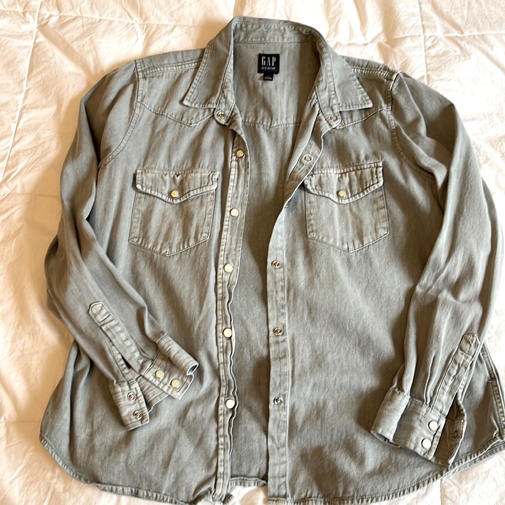 Green/Grey western denim GAP shirt